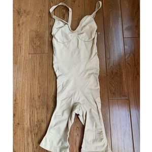 skims sculpting body suit mid thigh